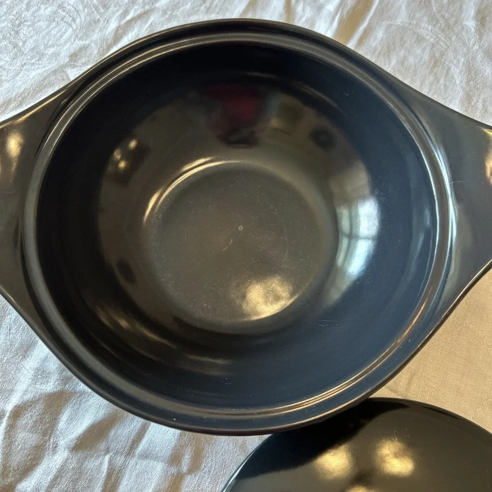Monterey Pottery Casserole Dish OS Black Lidded Side‎ Handles Retro Kitchen